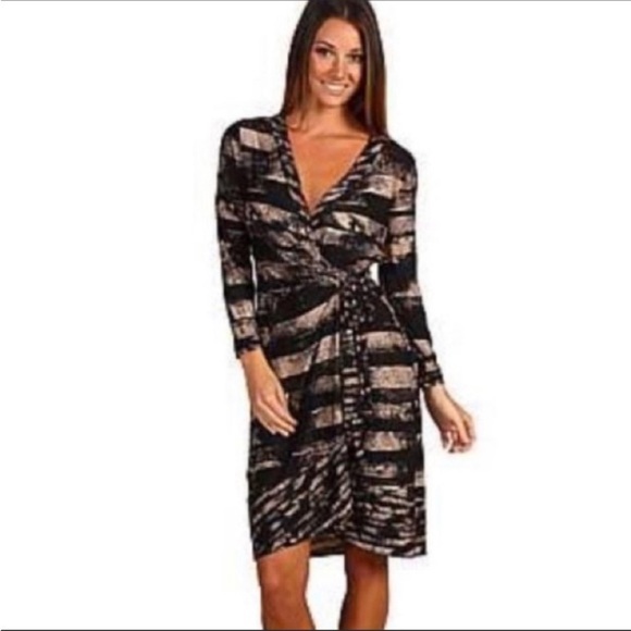 BCBGMaxAzria Alberta Wrap Jersey Dress
Stretch - Picture 6 of 12